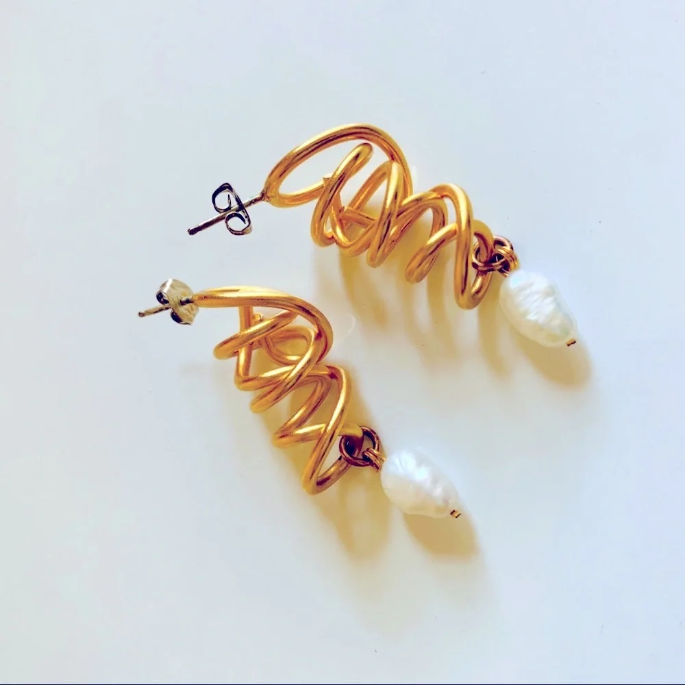 GOLD Swirl Earrings with Freshwater‎ Pearl Dangle